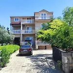 Filipovic * Biograd Na Moru