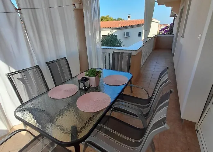 Apartament Filipovic Biograd Na Moru
